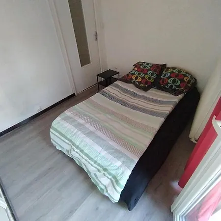 Bedroom To Sleep Homestay