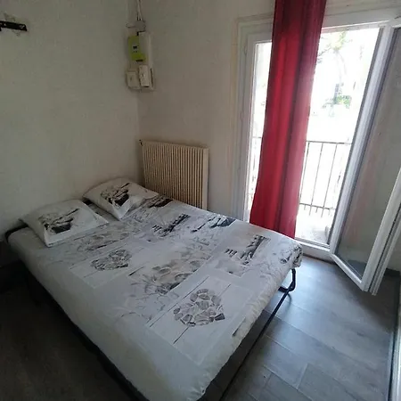 Homestay Bedroom To Sleep *